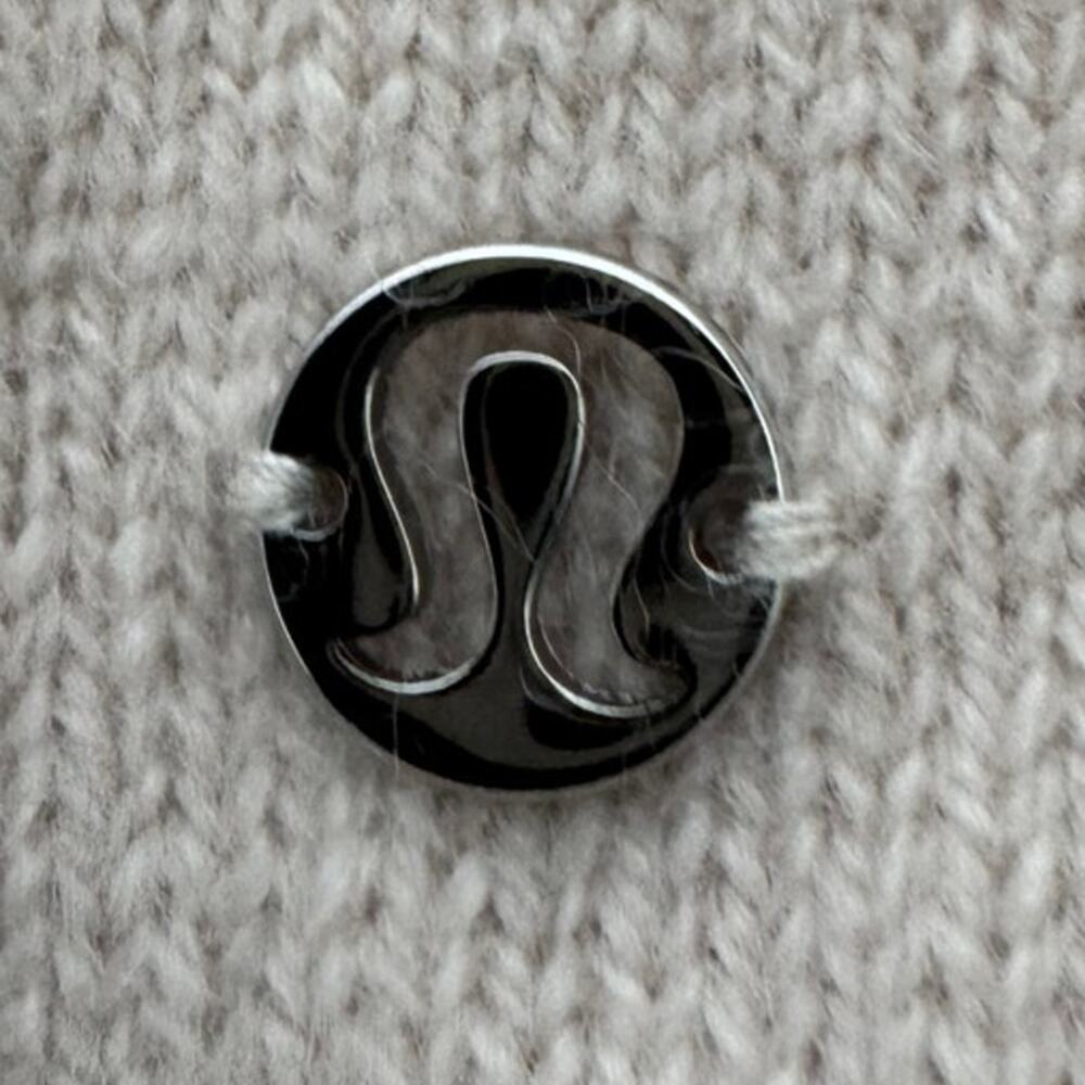 Lululemon 100% Cashmere Sweater Crewneck - Picture 8 of 10